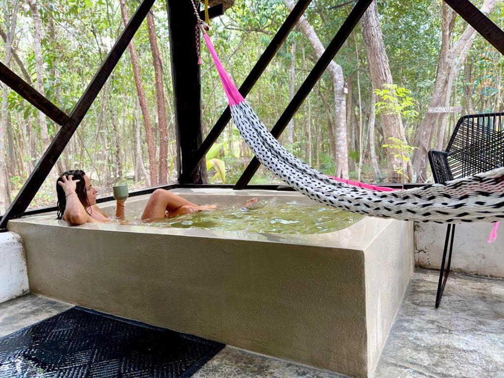 فندق Casa Costal - Glamping Experience بويرتو موريلوس المظهر الخارجي الصورة